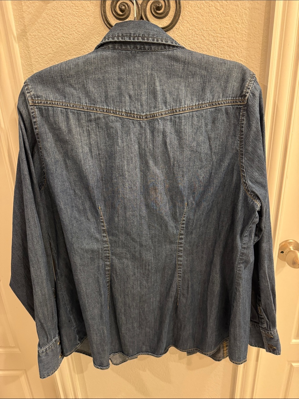 CAbi Denim Shirt Jacket - Medium Blue - Picture 4 of 4